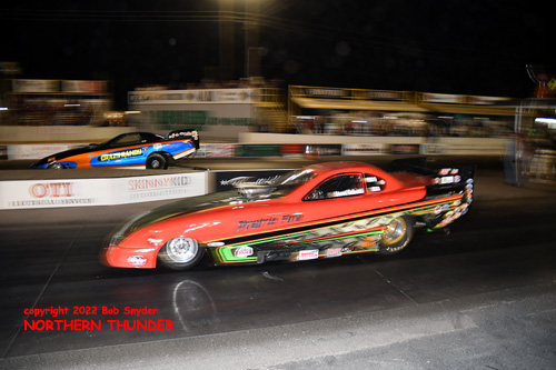 Steve Griboski - 'Prairie Fire' (near lane) 
vs Randy Meueller - 'Crazy Randy' (far lane) 